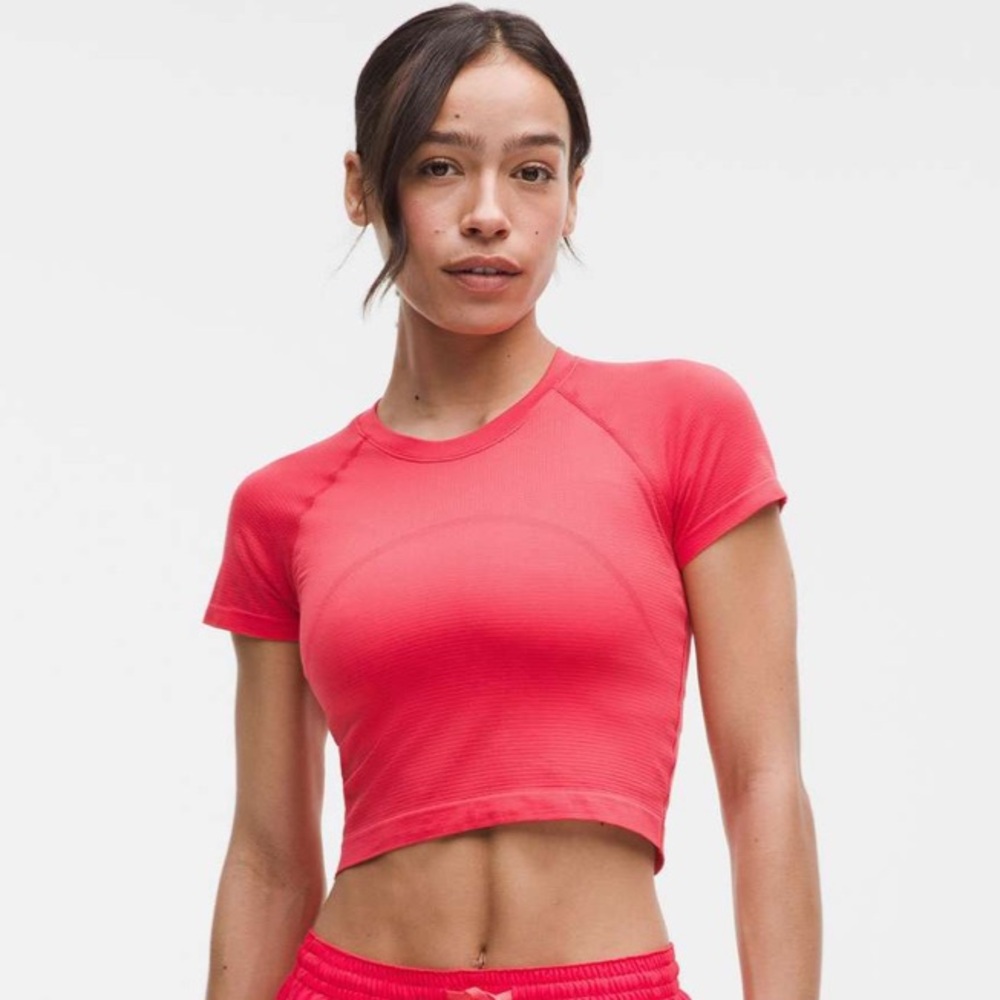 Lululemon Swiftly Tech Cropped Shirt Sleeve 2.0